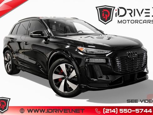 Used 2025 Audi SQ6 e-tron Premium w/ Convenience Package image 1