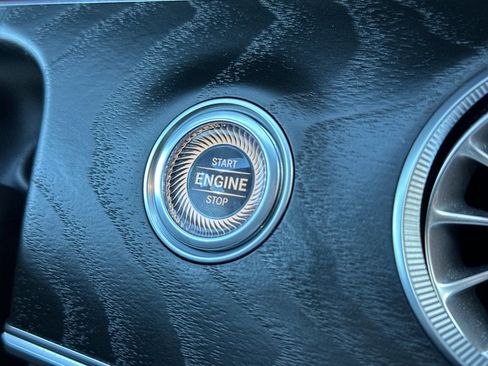 Used 2022 Mercedes-Benz E 450 Coupe image 25