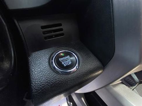 Used 2019 Ford F250 Platinum w/ Platinum Ultimate Package AWD/4WD image 23