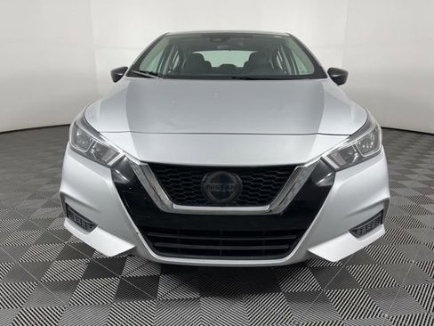 Used 2021 Nissan Versa S FWD image 4