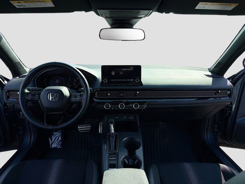 Used 2023 Honda Civic Sport image 3
