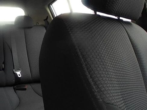 Used 2009 Nissan Versa Hatchback FWD image 10