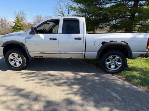 Used 2005 Dodge Ram 1500 Truck SLT w/ Quad Cab Big Horn Value Group AWD/4WD image 8