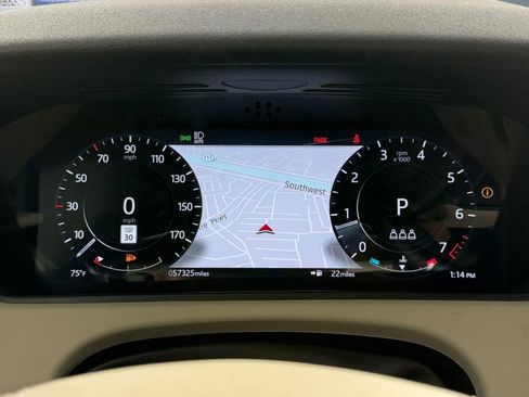 Used 2023 Land Rover Range Rover Velar R-Dynamic S image 19