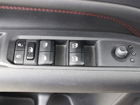 Used 2024 Jeep Compass Trailhawk AWD/4WD image 17