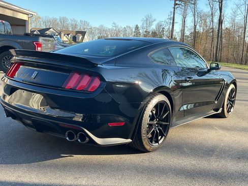 Used 2016 Ford Mustang Shelby GT350 w/ Track Package RWD image 11