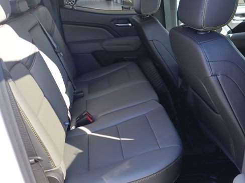 Used 2026 Chevrolet Colorado ZR2 image 35