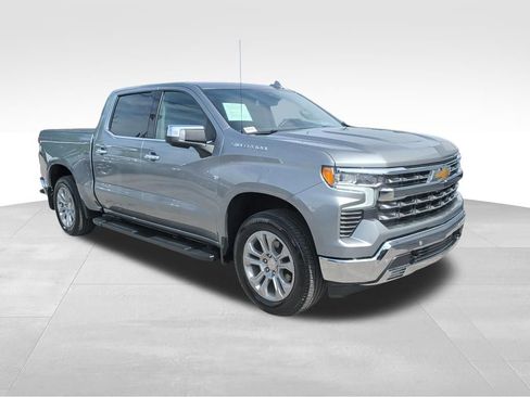 Used 2024 Chevrolet Silverado 1500 LTZ w/ LTZ Convenience Package II AWD/4WD image 2