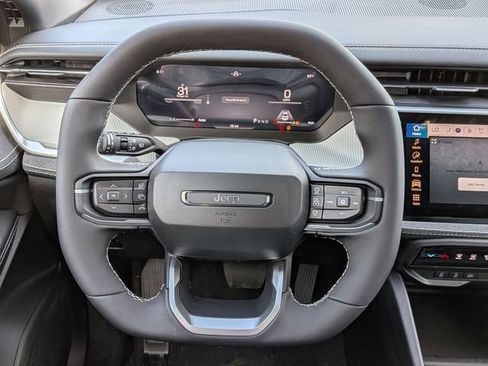 New 2026 Jeep Cherokee Laredo image 18