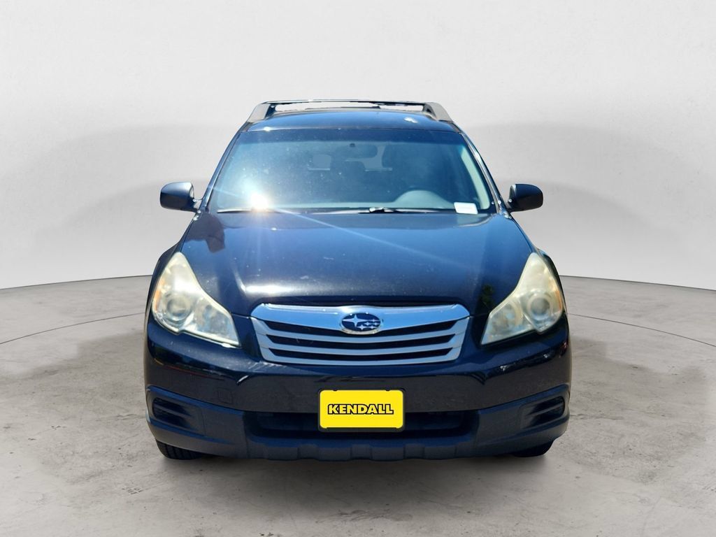 Used 2011 Subaru Outback 2.5i AWD/4WD image 2