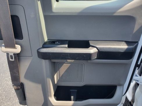 Used 2019 Ford F150 XL w/ Equipment Group 101A Mid AWD/4WD image 31
