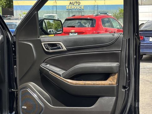 Used 2018 GMC Yukon Denali w/ Open Road Package AWD/4WD image 24