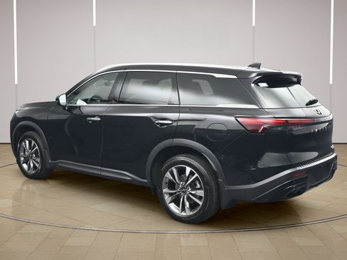 Used 2023 INFINITI QX60 Luxe w/ Cargo Package FWD image 5