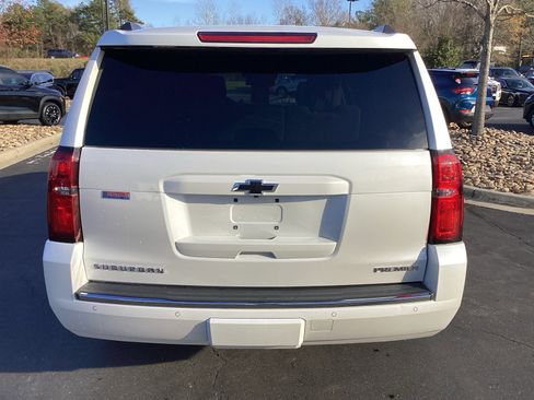 Used 2019 Chevrolet Suburban Premier image 3