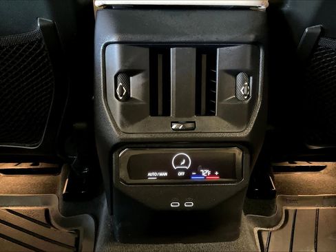 Used 2025 BMW X3 xDrive30i image 33