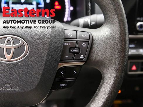 Used 2025 Toyota Camry LE FWD image 16