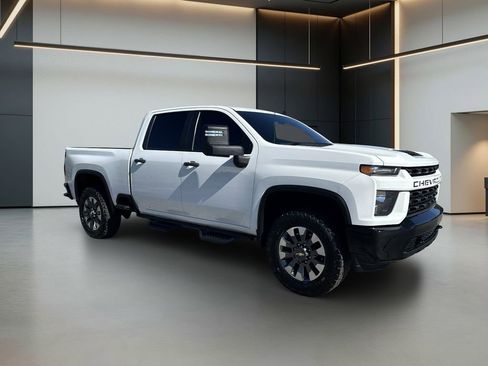 Used 2021 Chevrolet Silverado 2500 Custom w/ Custom Value Package AWD/4WD image 7