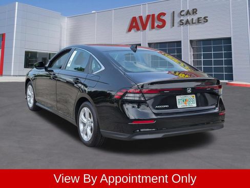 Used 2025 Honda Accord LX image 9