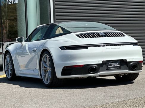 Certified 2024 Porsche 911 Targa 4S image 3