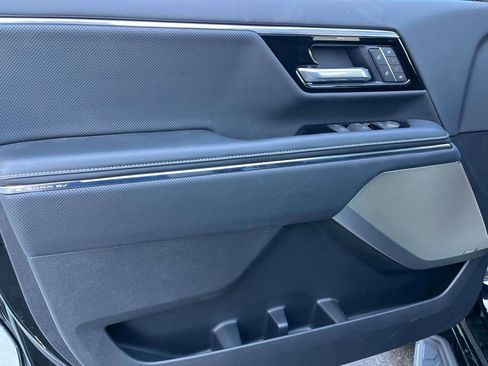 New 2025 GMC Sierra EV Denali image 18