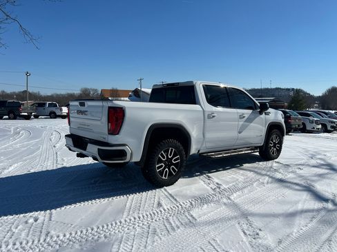 Used 2019 GMC Sierra 1500 AT4 w/ AT4 Premium Package image 3