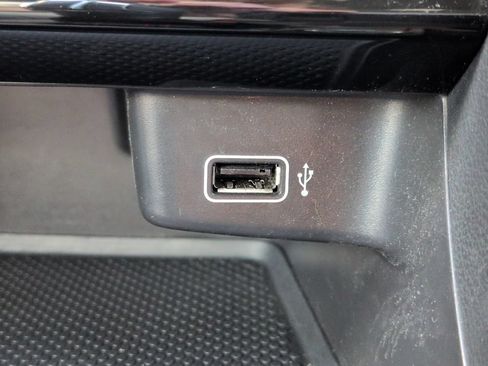 Used 2019 Volkswagen Jetta GLI FWD image 21