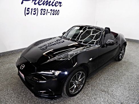 Used 2018 MAZDA MX-5 Miata Grand Touring RWD image 7