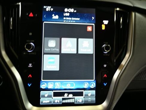 Certified 2025 Subaru Outback Premium w/ Popular Package #1A image 35