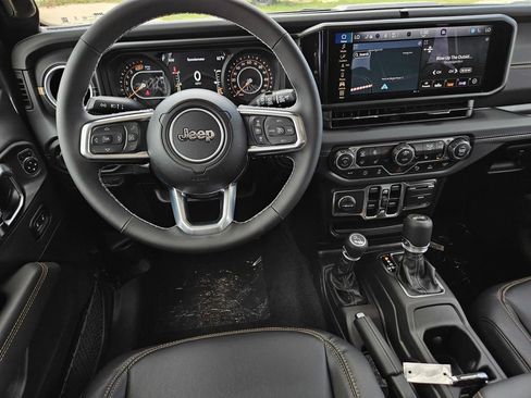 New 2025 Jeep Wrangler Unlimited Sahara image 21