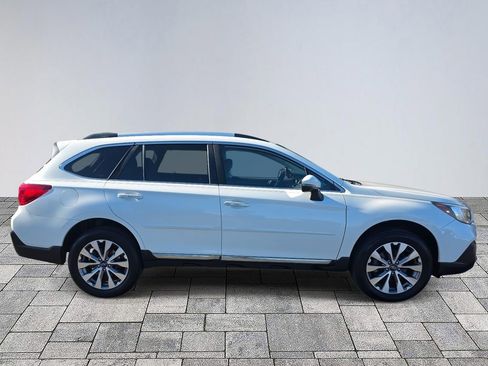Used 2018 Subaru Outback 2.5i Touring w/ Popular Package #3 image 8