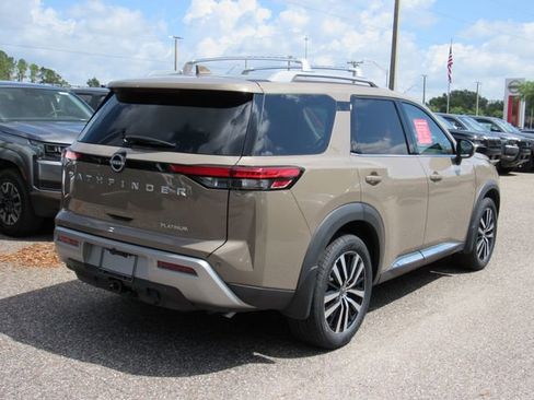 Certified 2024 Nissan Pathfinder Platinum w/ Cargo Package FWD image 3