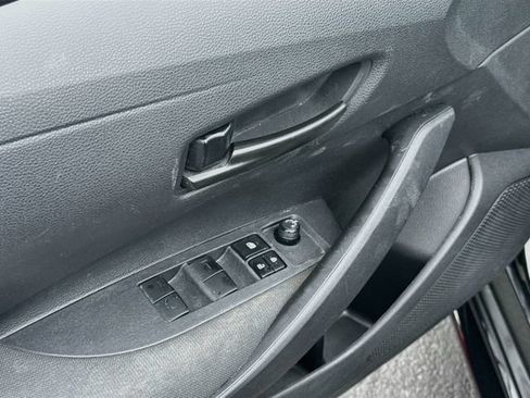 Used 2024 Toyota Corolla LE FWD image 25