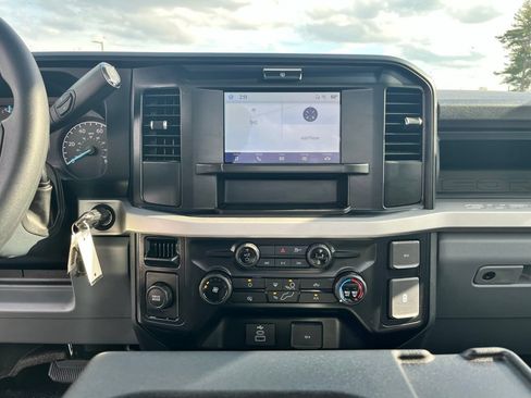 New 2026 Ford F250 XL w/ XL Driver Assist Package RWD image 15