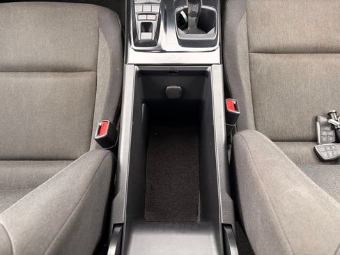 Used 2025 Toyota Camry LE FWD image 18