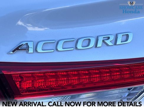 Used 2019 Honda Accord EX-L image 10