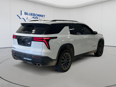 Used 2025 Chevrolet Traverse LT w/ Midnight/Sport Edition FWD image 5