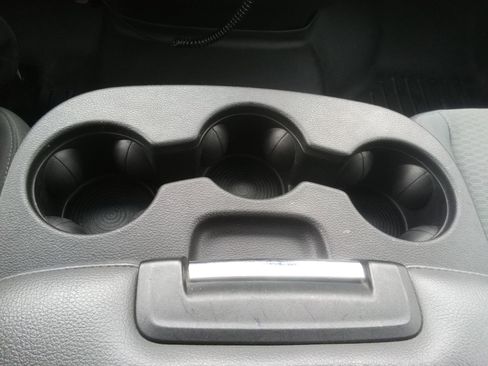 Used 2015 RAM 1500 Classic SLT image 16