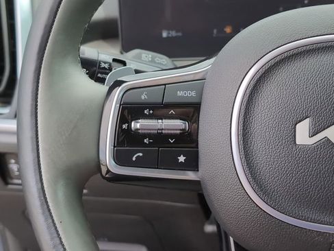 Used 2024 Kia Sorento SX Prestige w/ Sage Leather Package AWD/4WD image 25