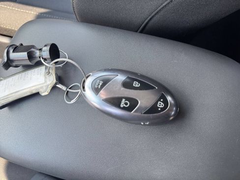 Used 2026 Hyundai Kona SEL Sport FWD image 21