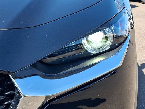 Certified 2025 MAZDA CX-30 AWD 2.5 S w/ Premium Package image 11