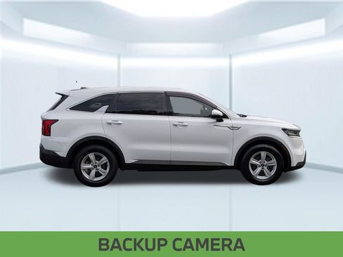 Used 2021 Kia Sorento LX FWD image 9