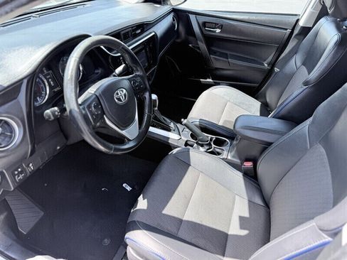 Used 2019 Toyota Corolla SE w/ Carpet Mat Package (TMS) image 16