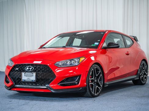 Used 2021 Hyundai Veloster N FWD image 3