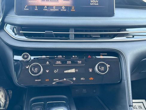 Used 2023 INFINITI QX60 Pure AWD/4WD image 36