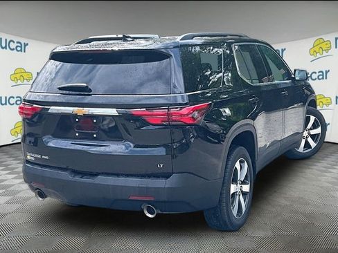 Used 2023 Chevrolet Traverse LT w/ LT Premium Package AWD/4WD image 13