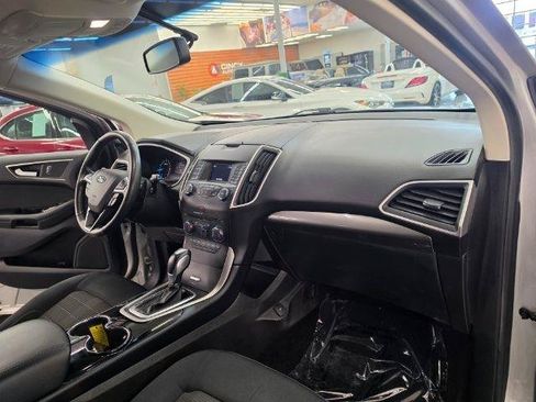 Used 2017 Ford Edge SEL w/ Class II Trailer Tow Package AWD/4WD image 15