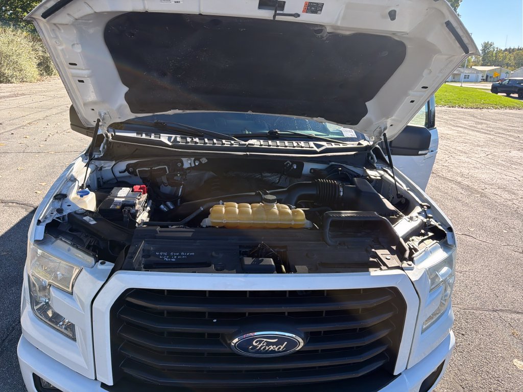 Used 2015 Ford F150 4x4 SuperCrew image 32