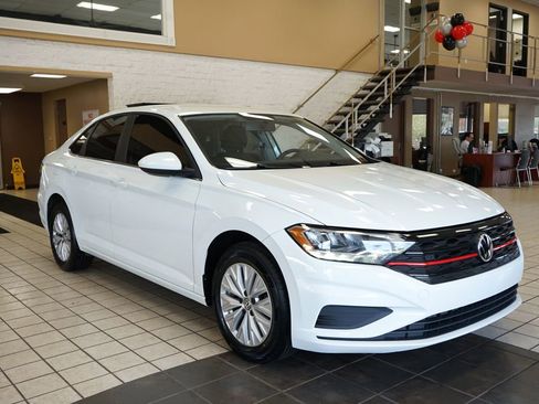 Used 2020 Volkswagen Jetta S w/ Driver Assistance Package image 18