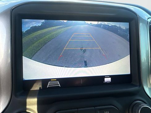 Used 2022 Chevrolet Silverado 1500 LT Trail Boss image 29