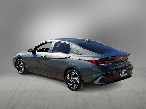 Certified 2025 Hyundai Elantra Sport image 6